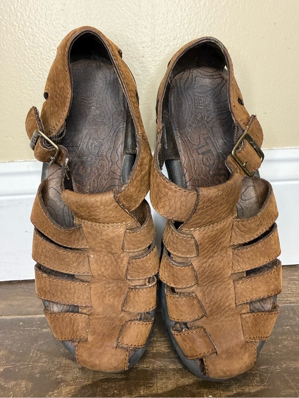 Teva leather fishermen sandal women’s 6.5